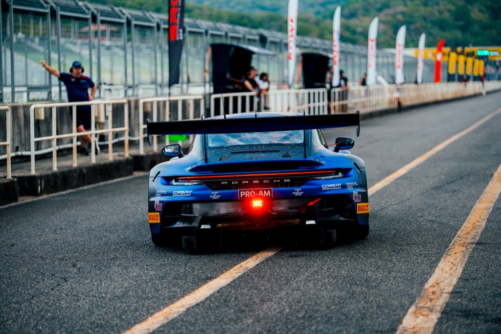 Bastian Buus på trofæjagt i Japan. 
(Foto: Origine Motorsport)